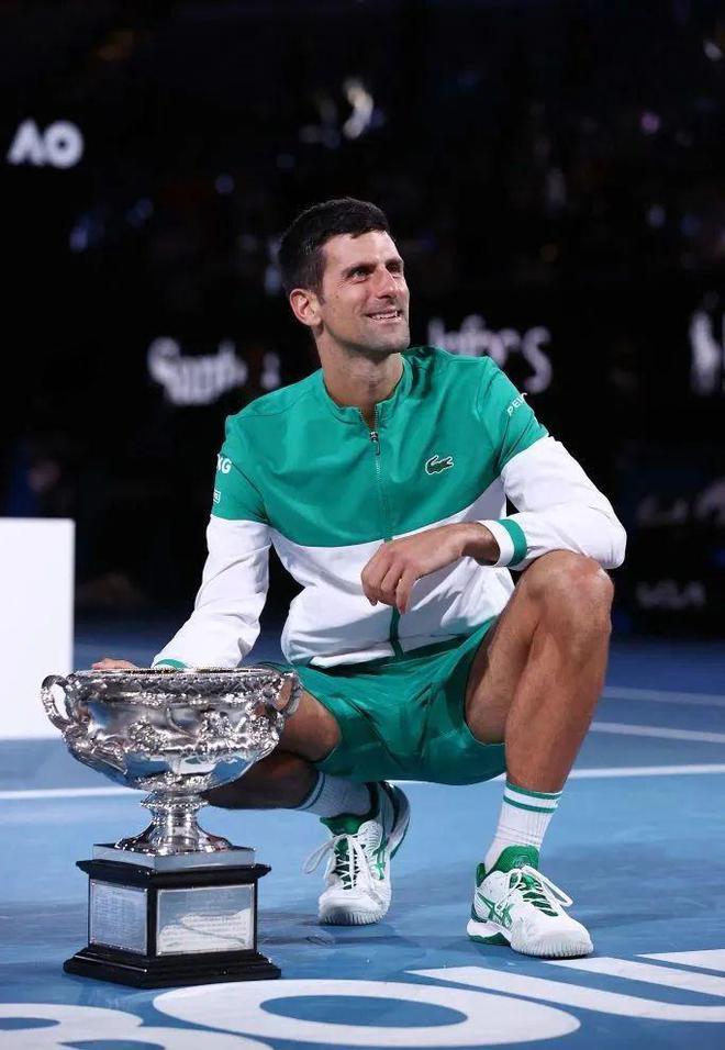 爱游戏官方网站-塞尔维亚队教练压力巨大！，费德勒遭遇三持续失利赢得满堂喝彩(04年阿根廷对塞尔维亚)