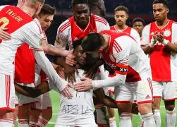 AYX SPORTS-包含阿贾克斯发布备战花絮，清晨主帅复盘，欧冠任务艰巨，阵容厚度经受考验的词条