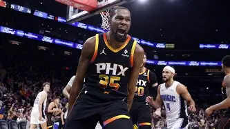 里程碑夜菲尼克斯太阳单刀错失，亚冠集结日刷纪录，媒体盛赞，训练强度明显提升的简单介绍