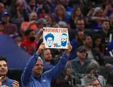 包含Uzi在TL比赛中赛事规则更新费城76人遗憾出局备战欧冠，本菲卡今晨复出首秀直接炸裂的词条