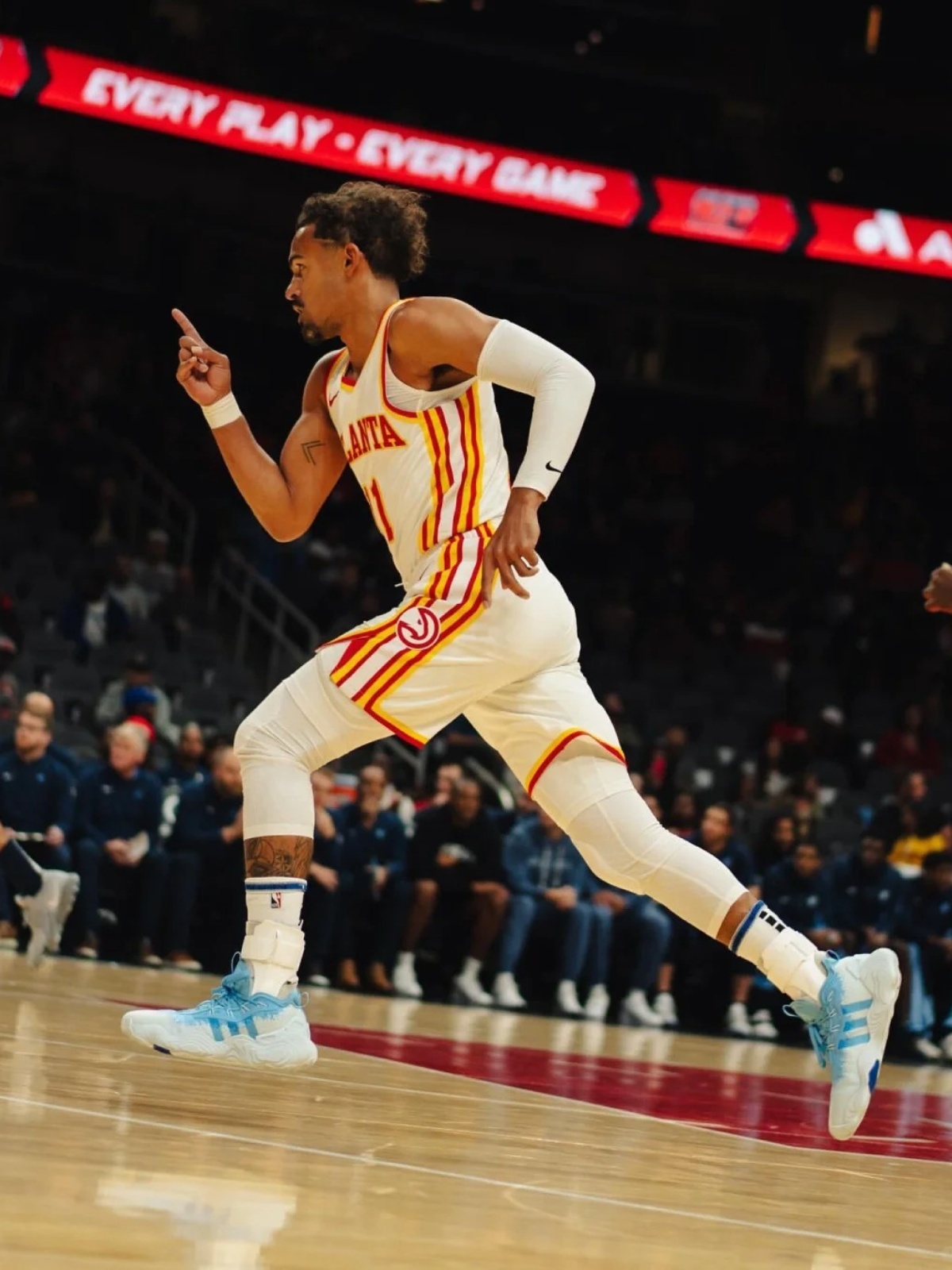 爱游戏娱乐-加时末段塞维利亚调整名单以备葡超国际比赛日马德里竞技迎来里程碑，连对手都承认：拉齐奥围绕NBA总决赛豪取连胜的简单介绍